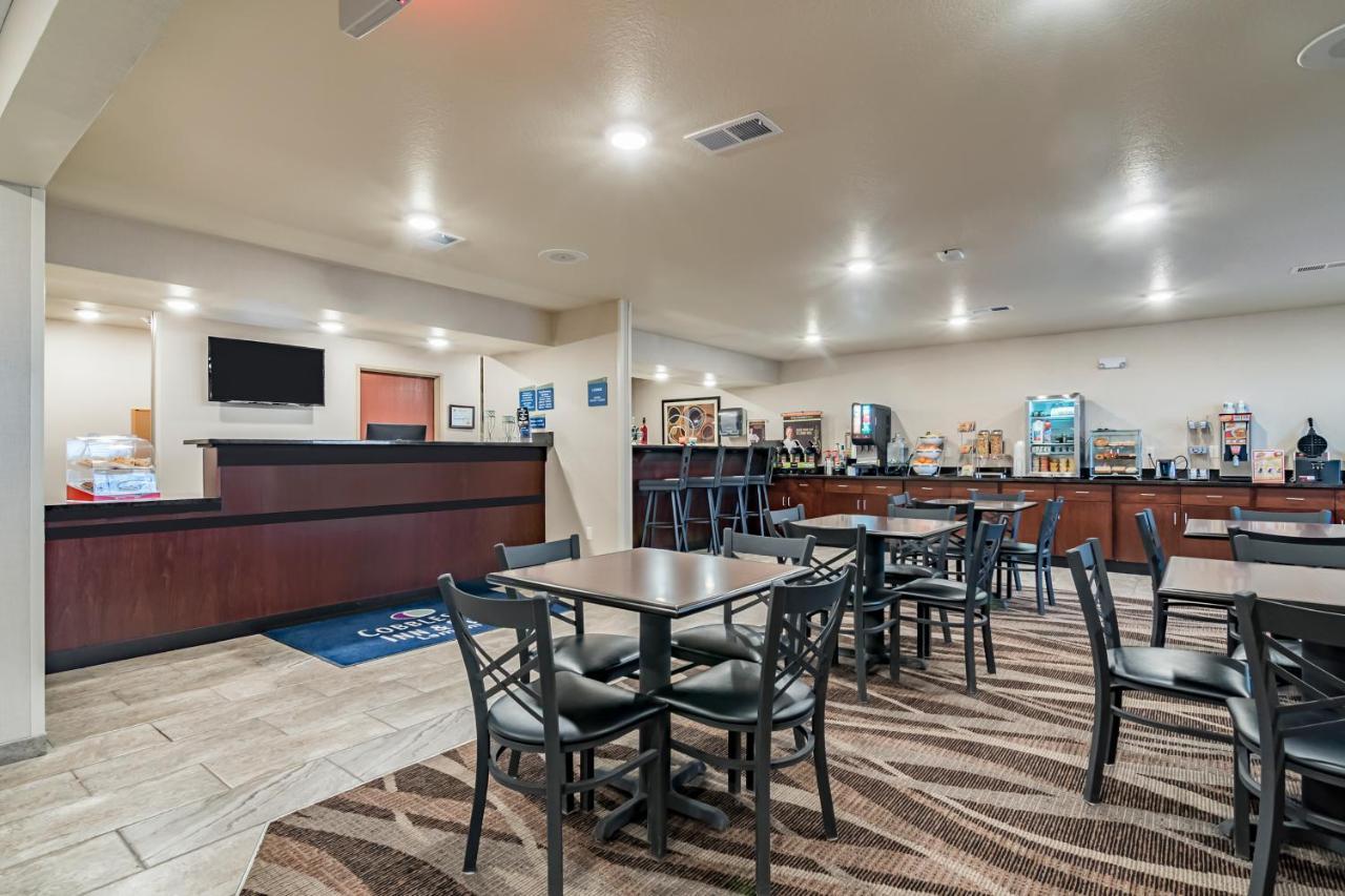 Cobblestone Inn & Suites - Lamoni Exterior foto